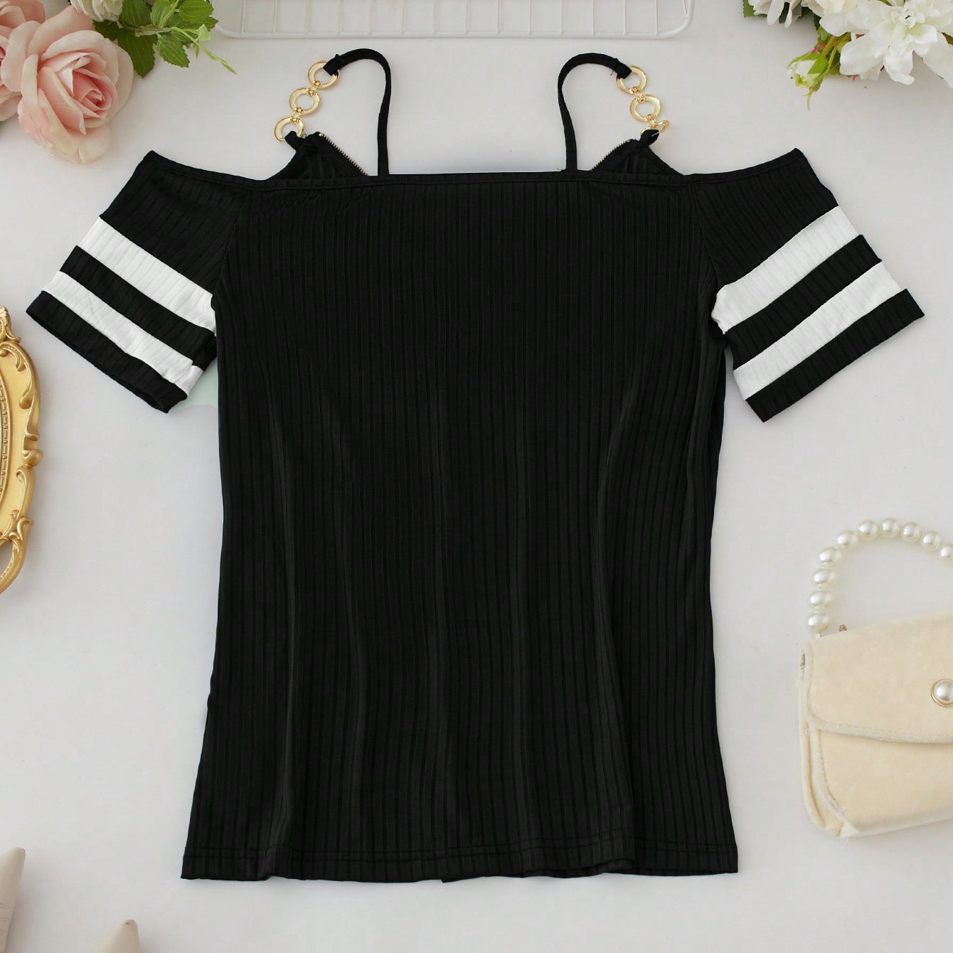 EMERY ROSE Women's Cold Shoulder T-Shirt With Metal Chain Decoration