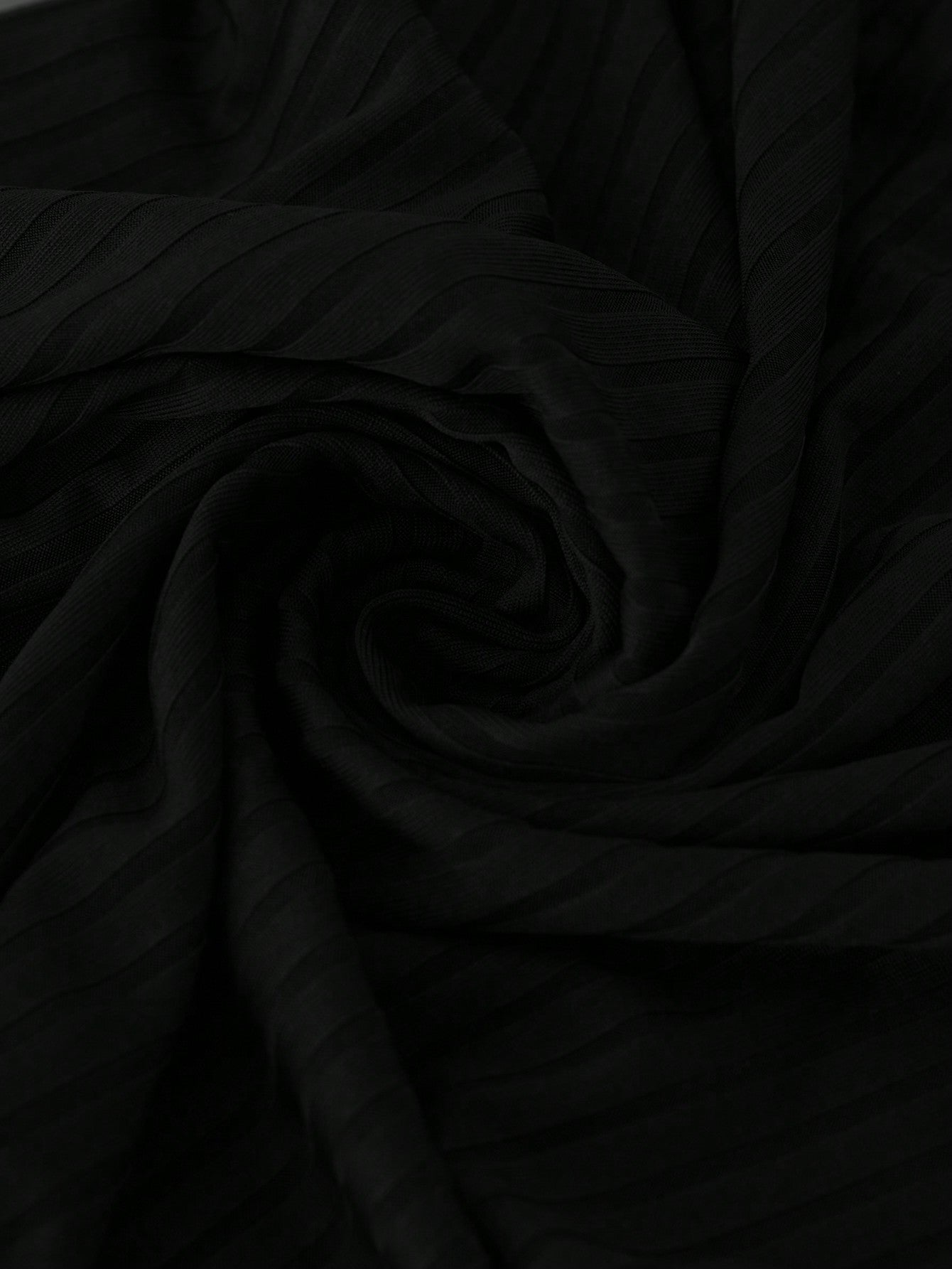 EMERY ROSE Women's Cold Shoulder T-Shirt With Metal Chain Decoration