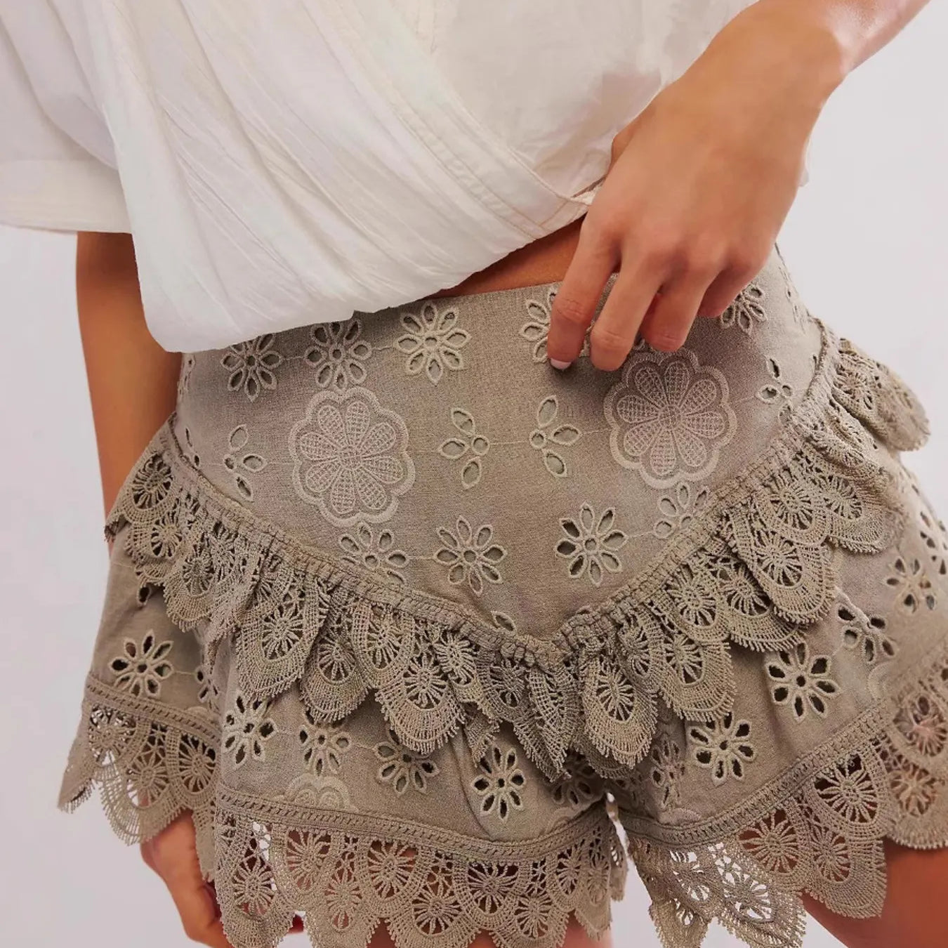 2b2a0f095fa240bc8d9430994b7bca42-Max-Origin