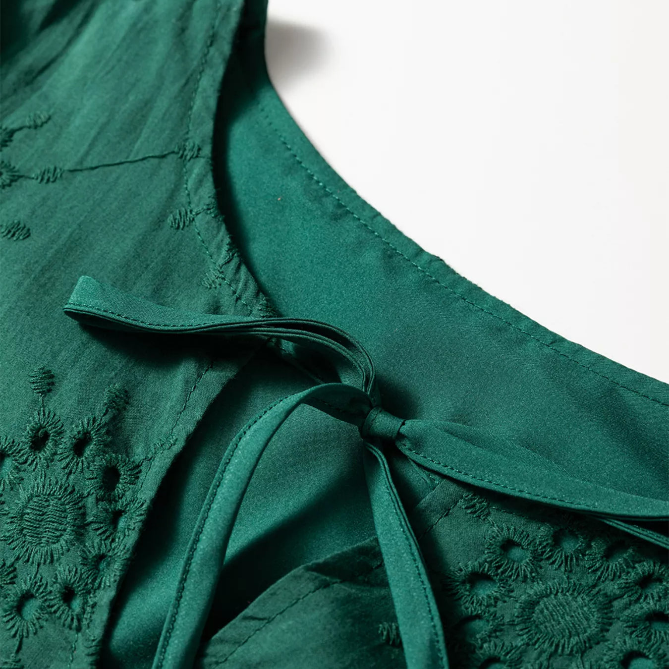 3e52d27872e044eeb2d45af926e85ef9-Max-Origin