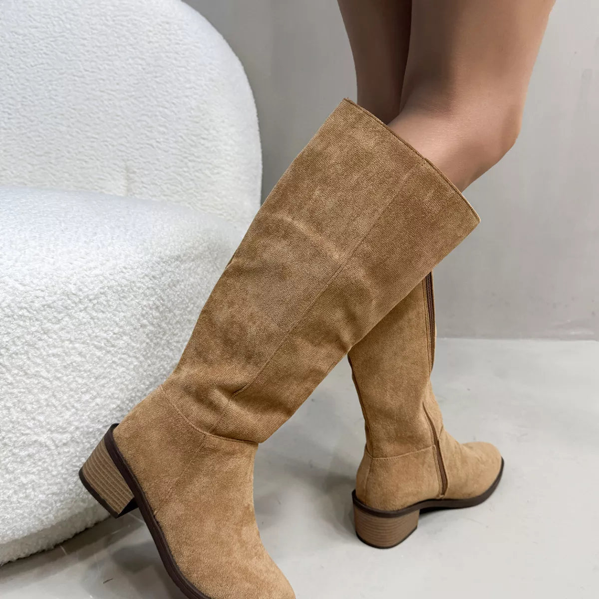 f2067fbe09ae4d96934a8360978f44af-Max-Origin